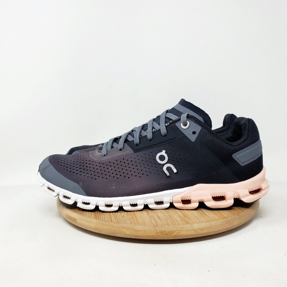 On Cloudflow Running Shoes Womens 8.5 Walking Comfort Gym Sneaker